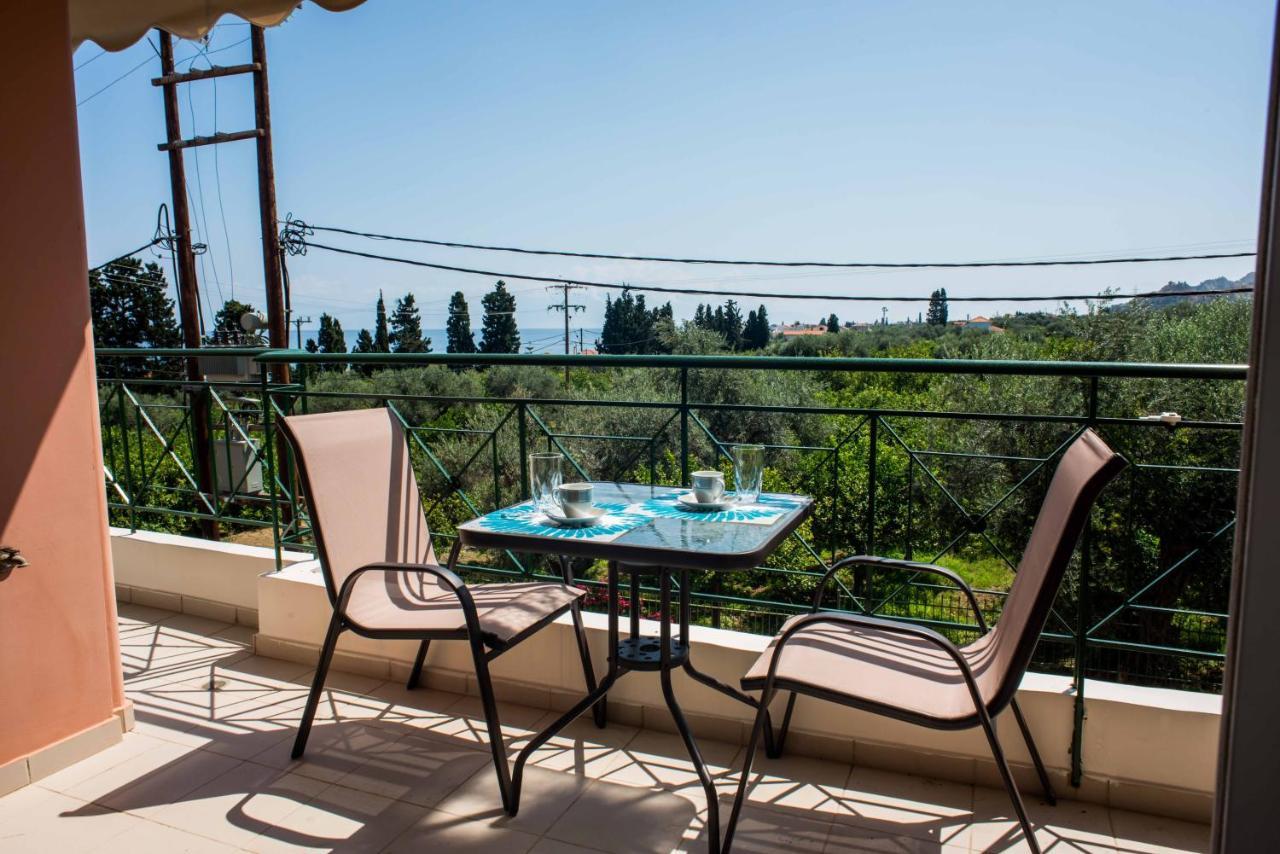 Lovely Apartment Next To The Sea Lygia Korinthias Ligia  Esterno foto